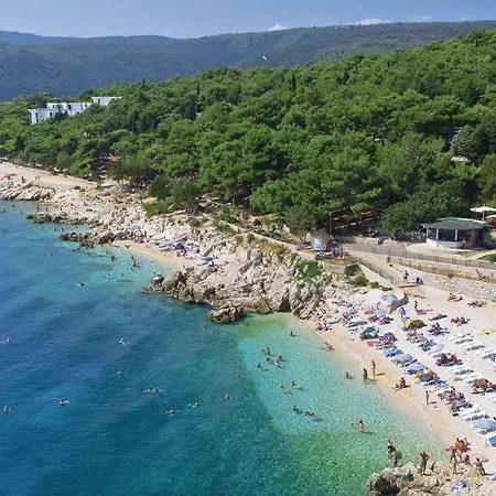 Lägenhet In 16989 *