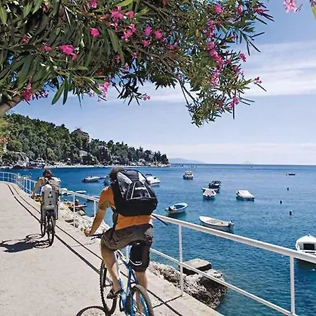 Lägenhet In 16989 Rabac